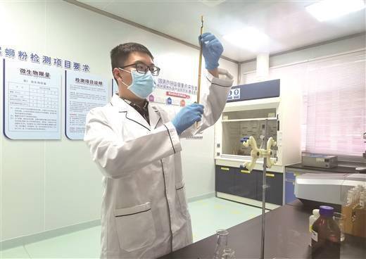 嚴把質量關，服務零距離 工廠門口一站式護航袋裝螺螄粉產業